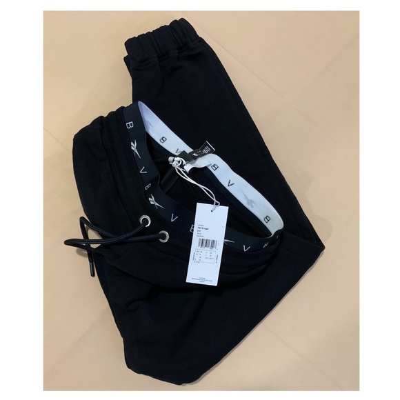SOLD REEBOK By Victoria Beckham RBK VB Joggers - Picture 8 of 8